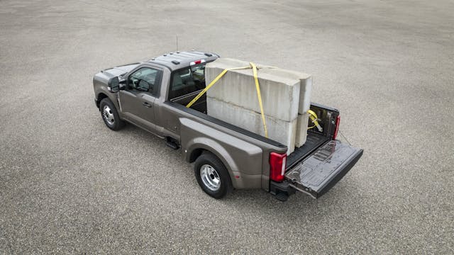 2023 Ford Super Duty_F-350 XL payload