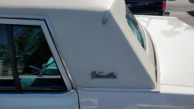 1979 Lincoln Versailles cover badge
