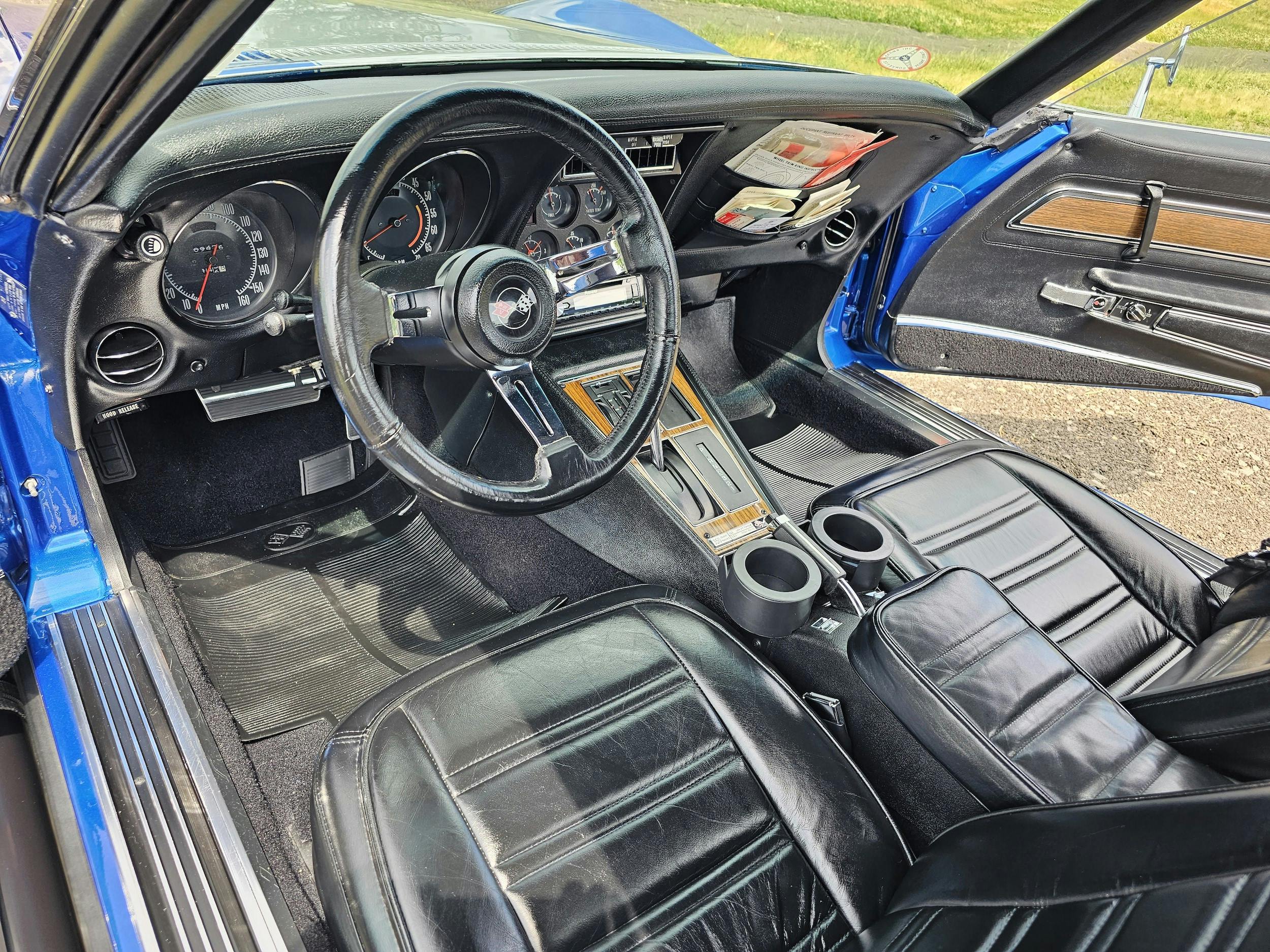 1972 Corvette Stingray interior