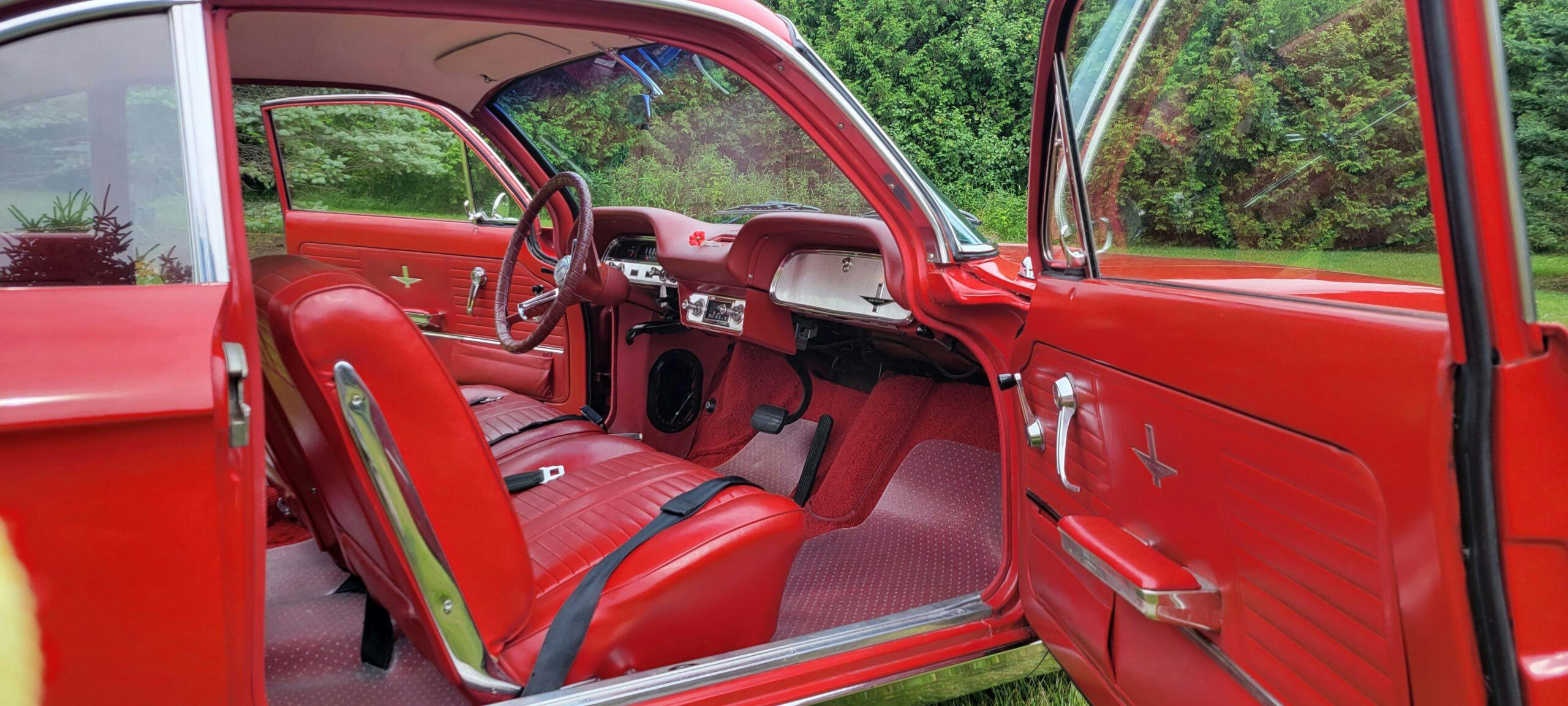 1964 Chevrolet Corvair Monza 900 interior