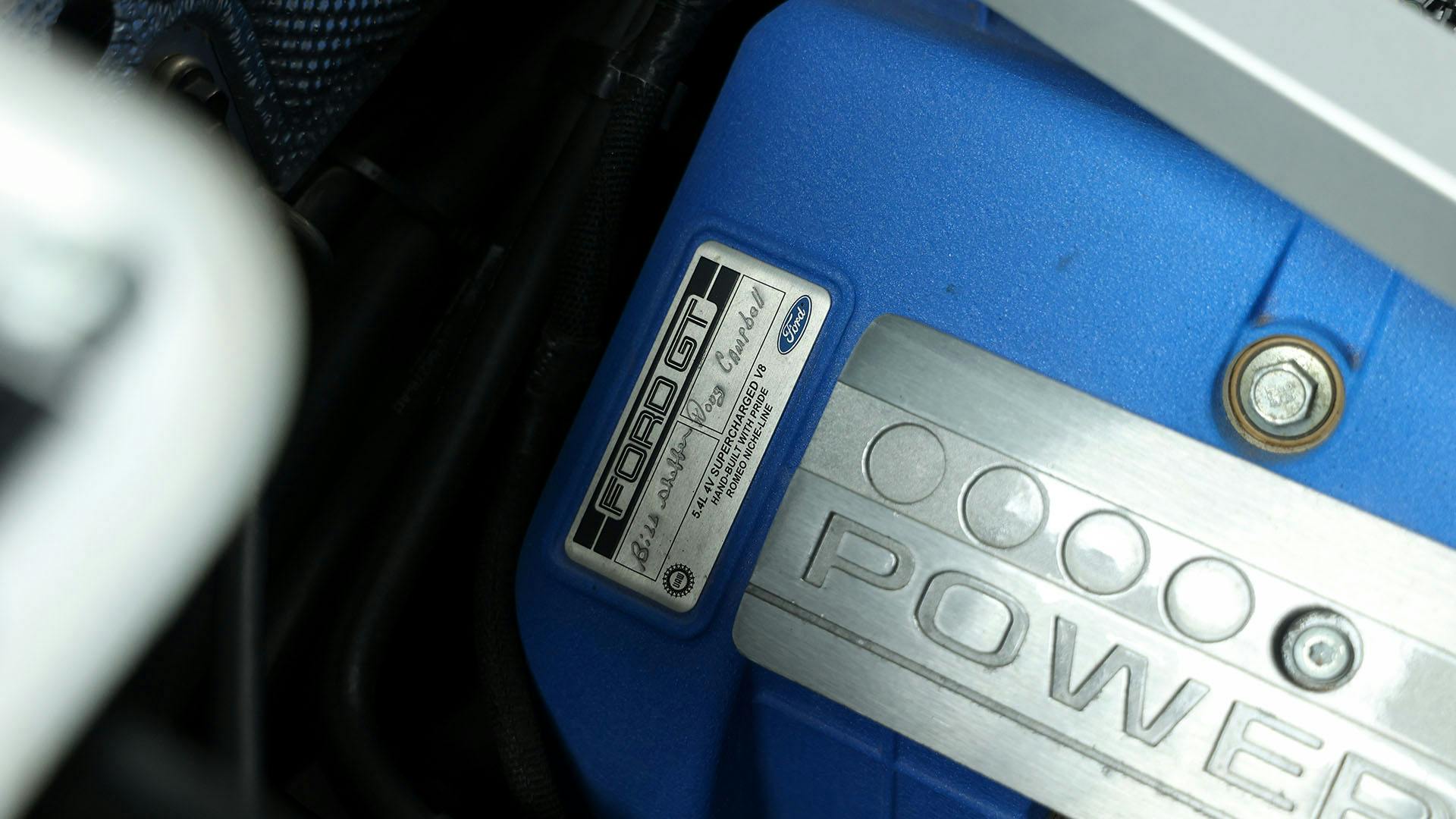 2005 Ford GT engine closeup