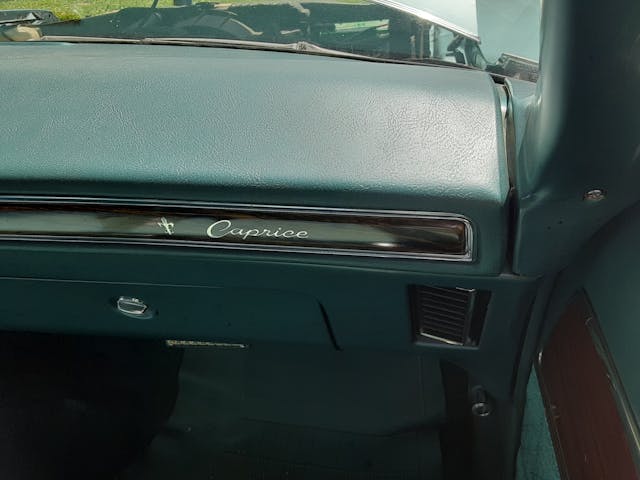 1970 Chevrolet Caprice Sport Sedan interior dash