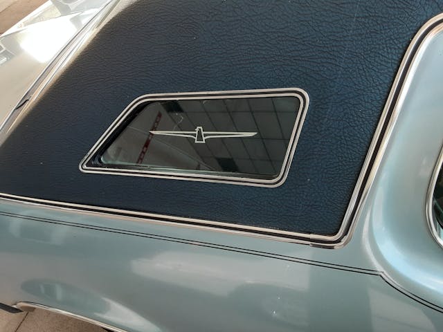 1973 Ford Thunderbird interior top