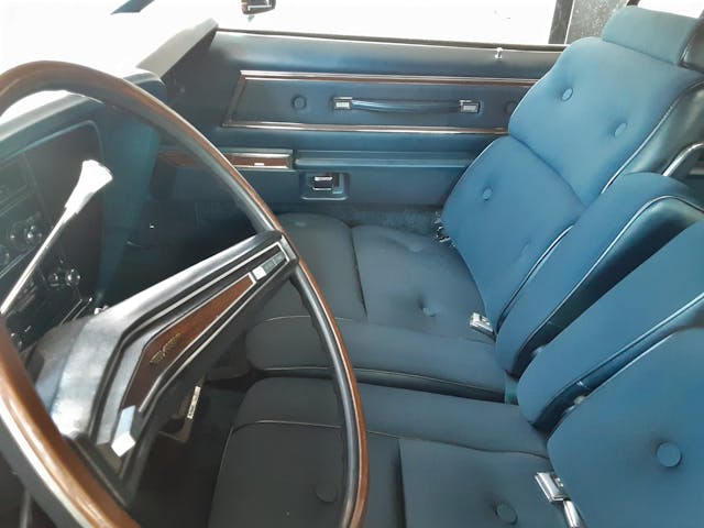 1973 Ford Thunderbird interior seats
