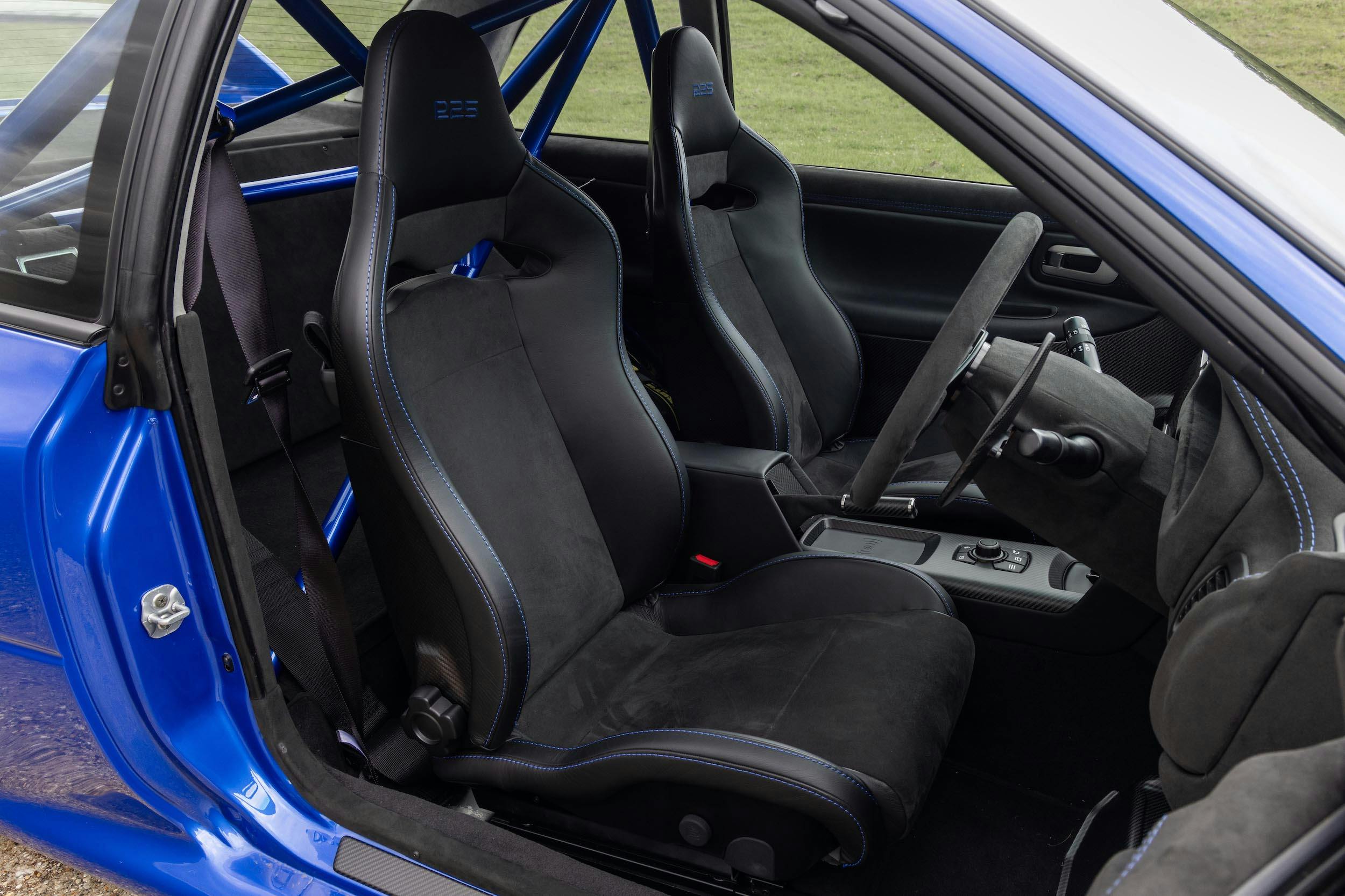 P25 Subaru Prodrive interior seats