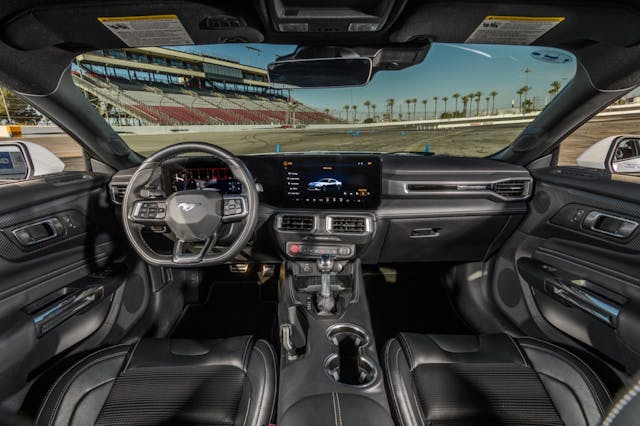 2024 Ford Mustang Ecoboost-interior