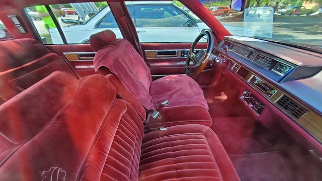 1987 Oldsmobile Ninety-Eight Regency Brougham interior seats