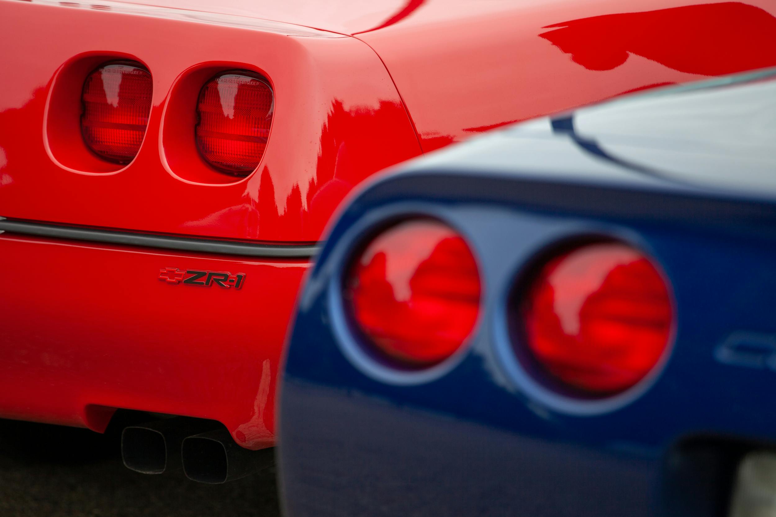 Classic Corvettes red blue