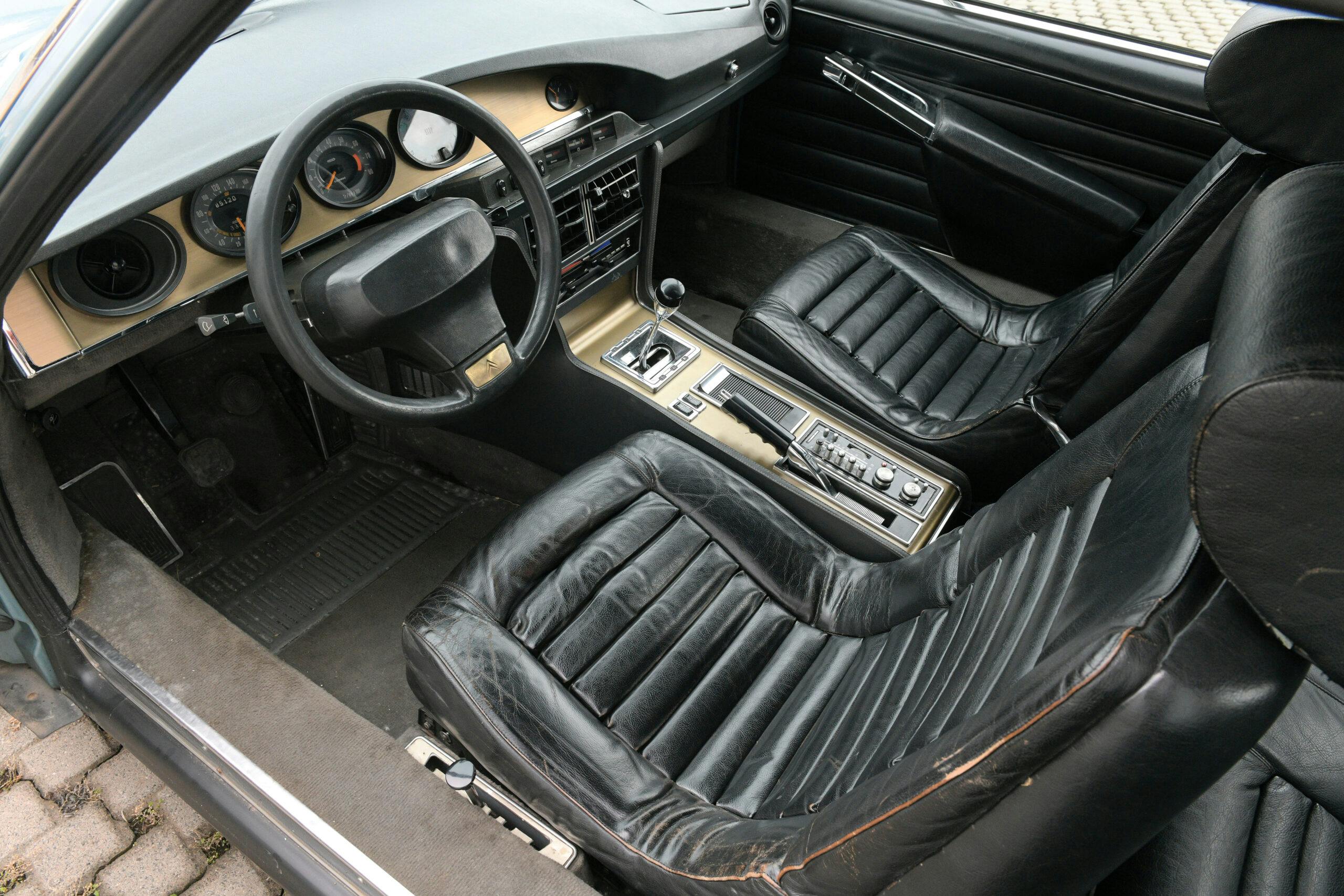 1971 Citroen SM interior