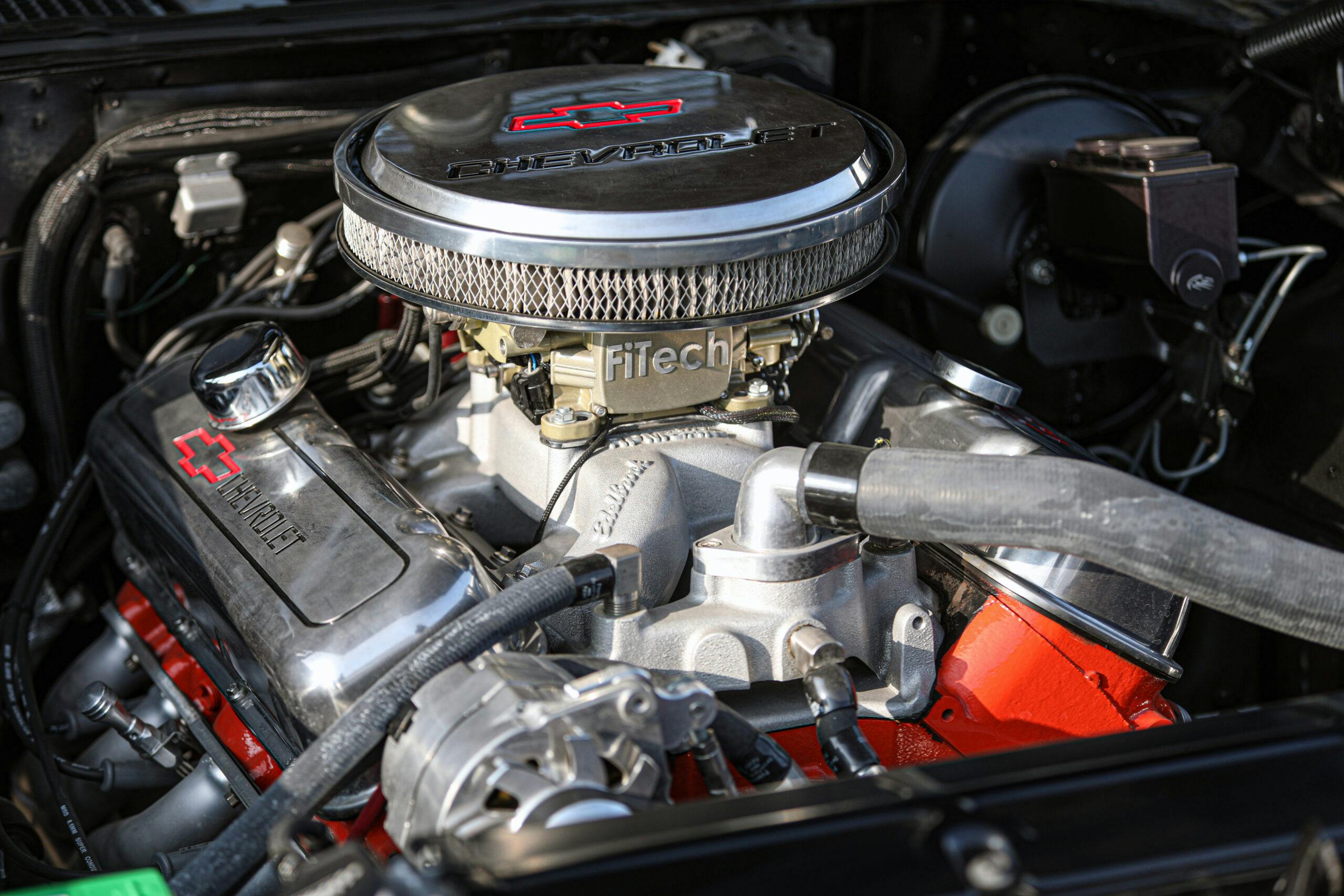 Maurice Moore chevrolet engine