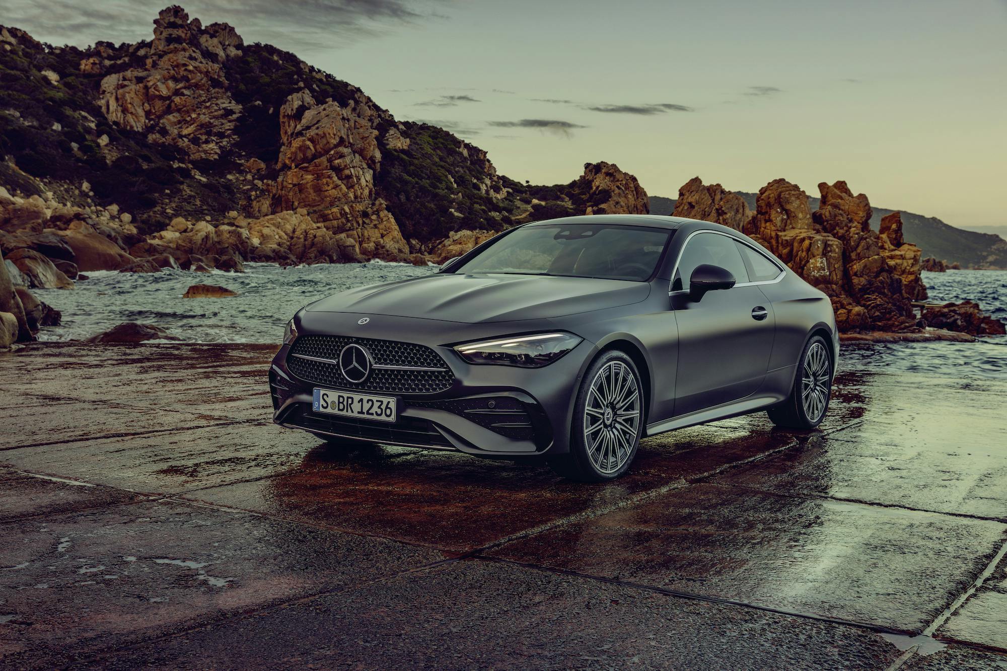 2023 Mercedes-Benz CLE Coupe front three quarter