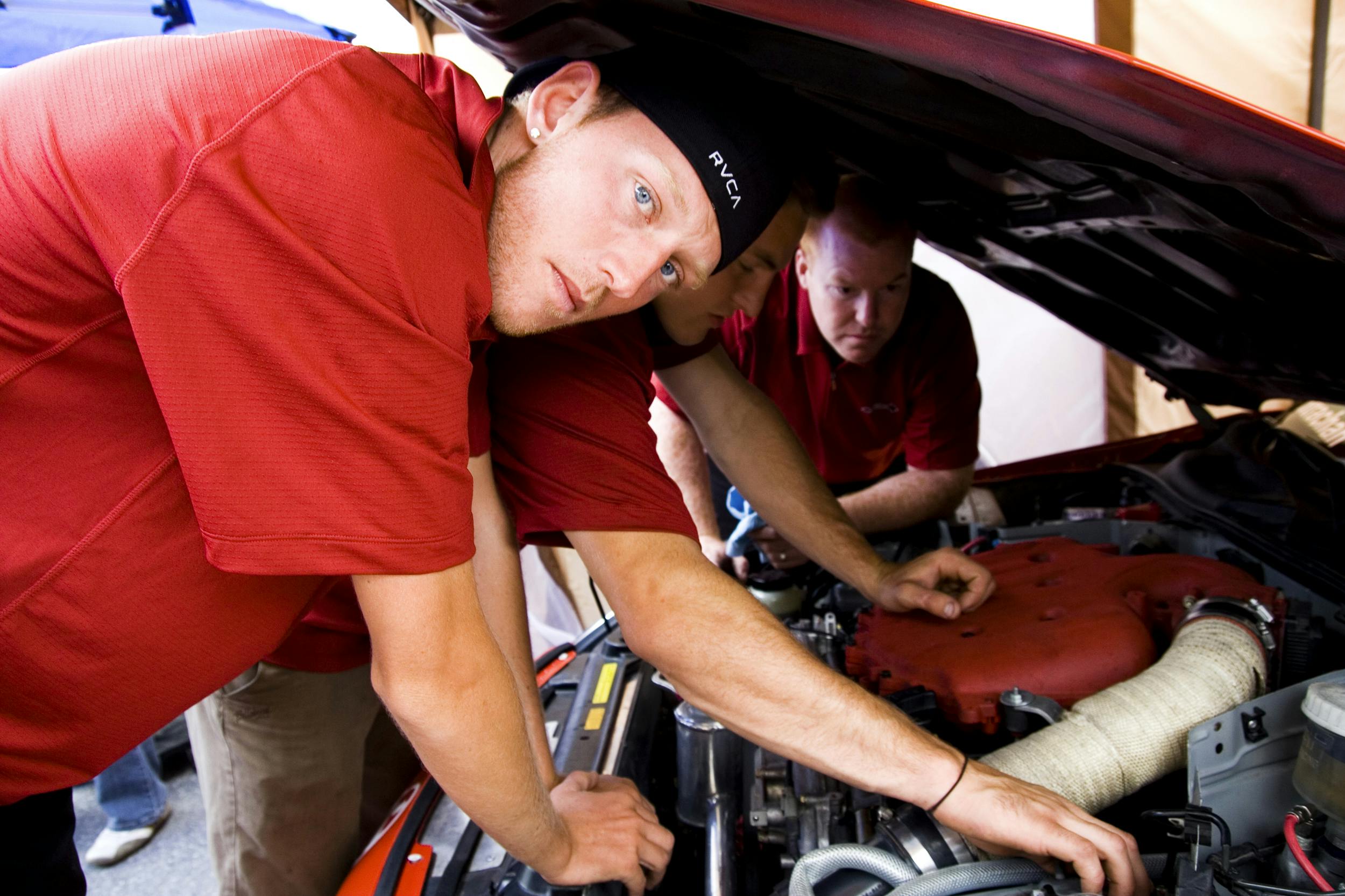 This 670-hp Nissan 350Z is a hair-raising hybrid - Hagerty Media