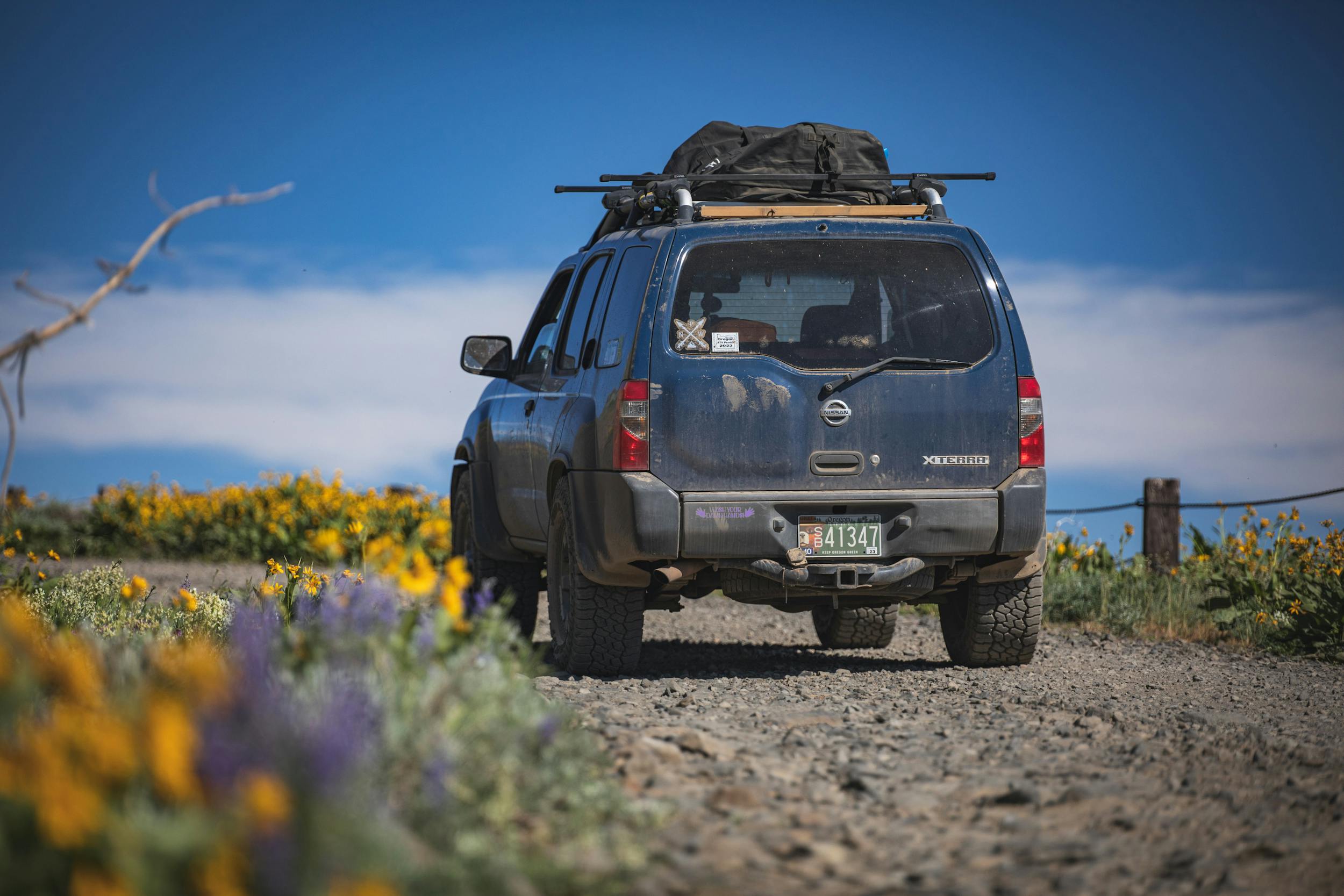 WABDR Nissan Xterra off-road adventure rear flowers