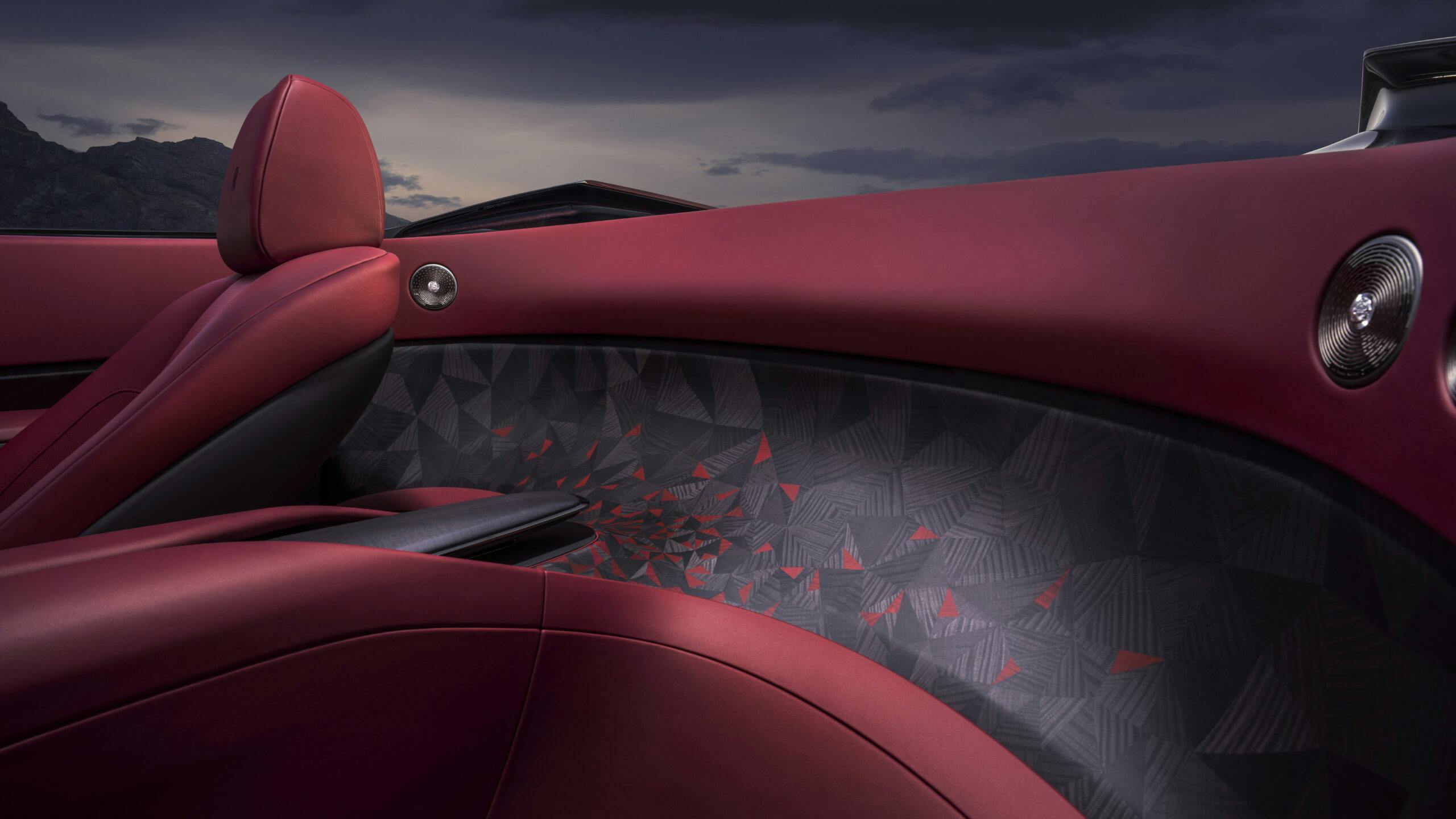 Rolls-Royce La Rose Noire Droptail 8