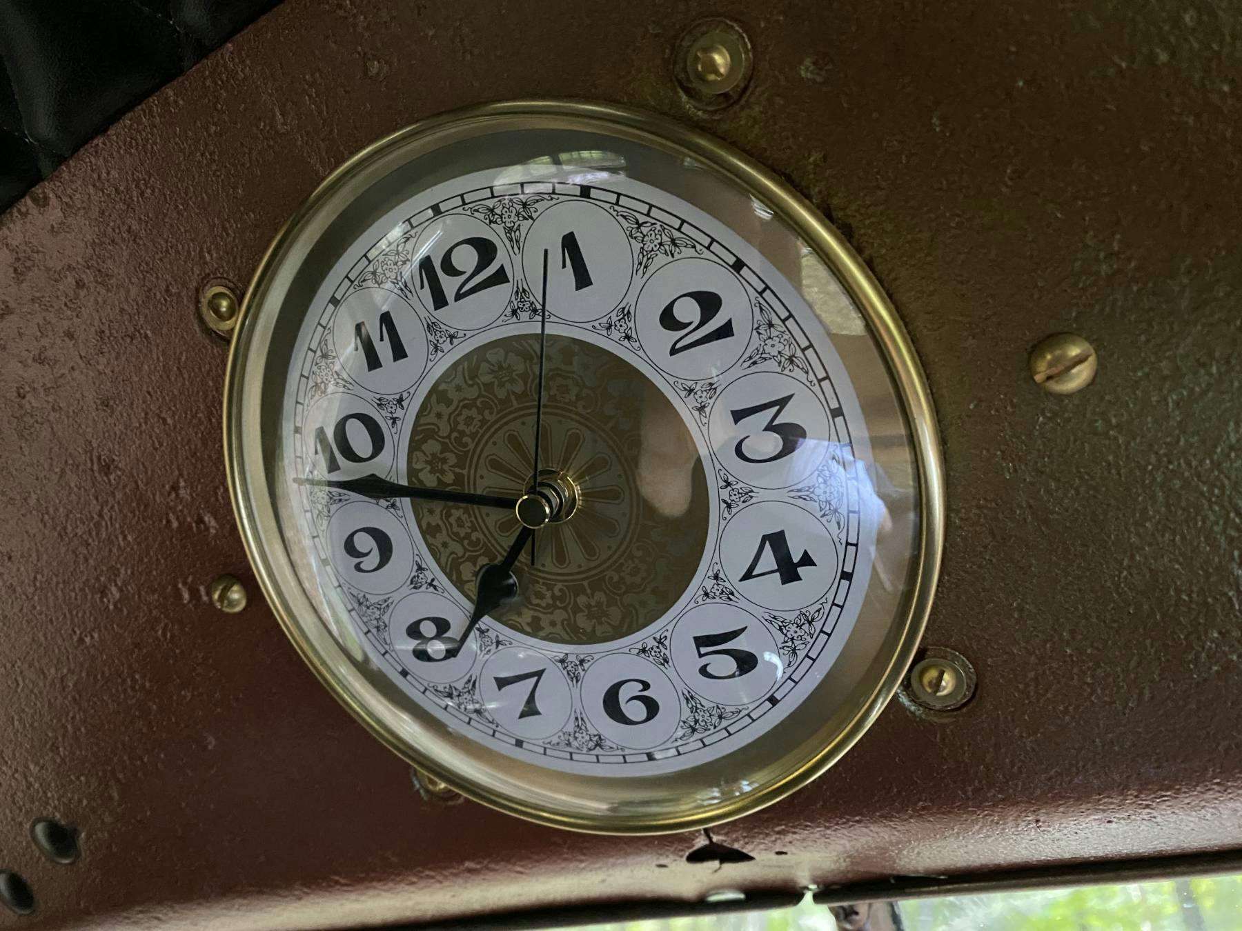 1937 Ford Model 78 Slantback Tudor Hot Rod vintage clock