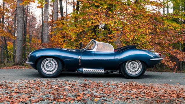 1957-Jaguar-XKSS side view