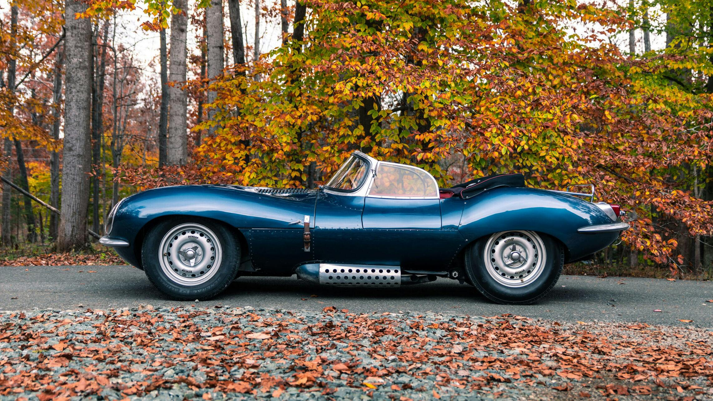 1957-Jaguar-XKSS side view
