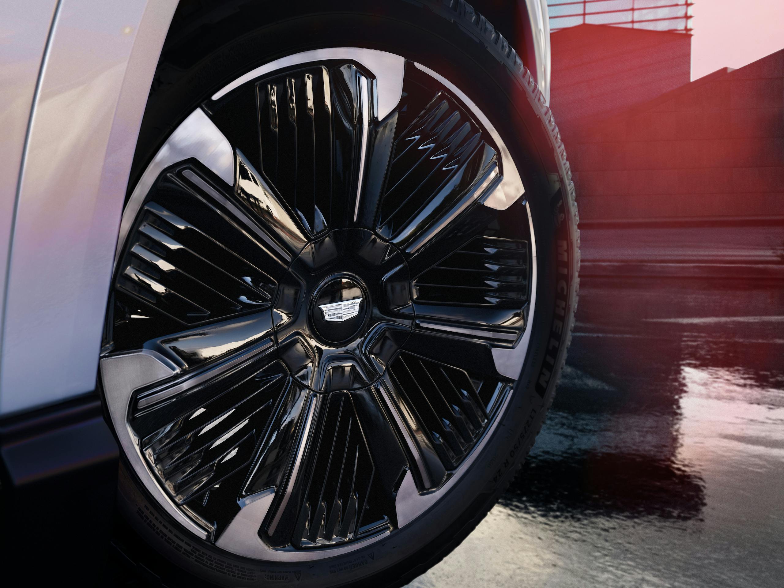 2025 Cadillac Escalade wheel