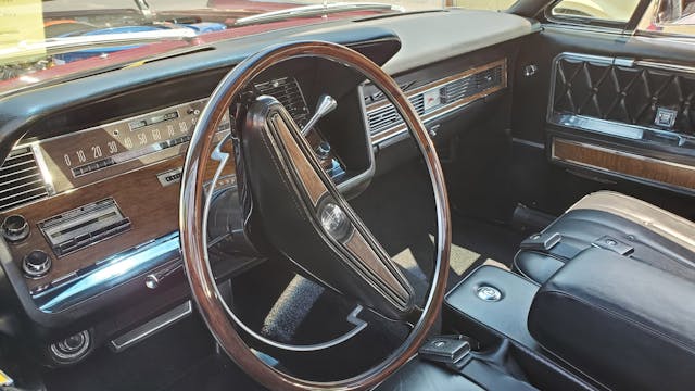 1968 Lincoln Continental interior steering wheel
