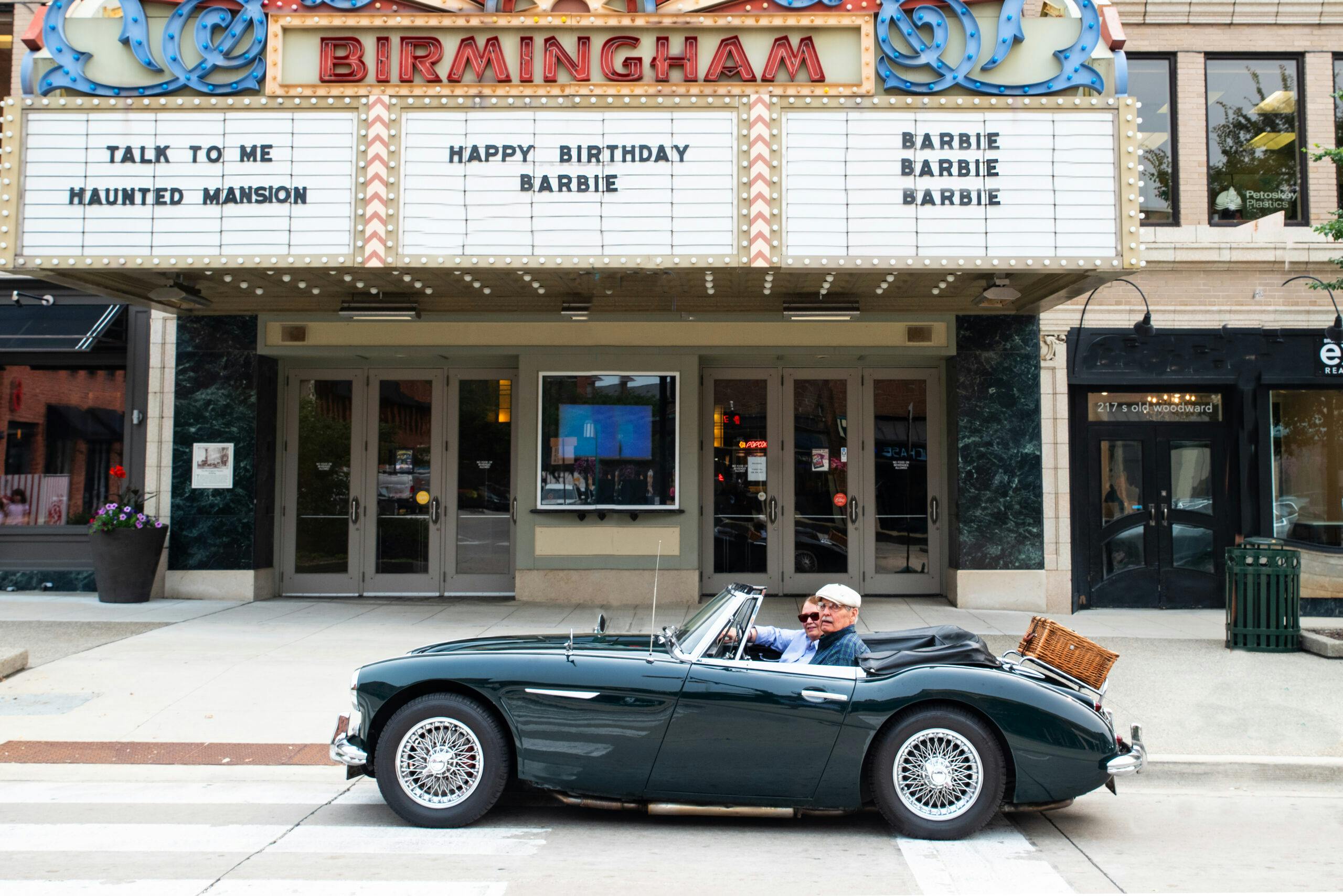 austin-healey 3000s side profile movie theater