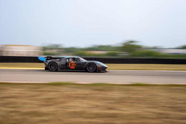 Fred Calero GT1 action blur pan