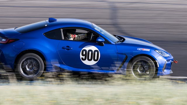 Toyota GR 86 closeup pan action