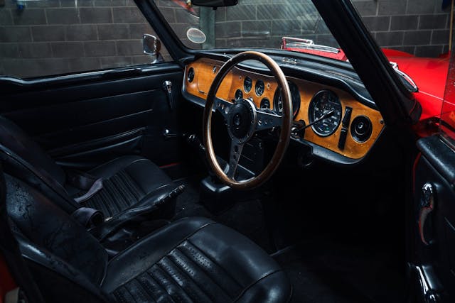 Triumph TR6 interior