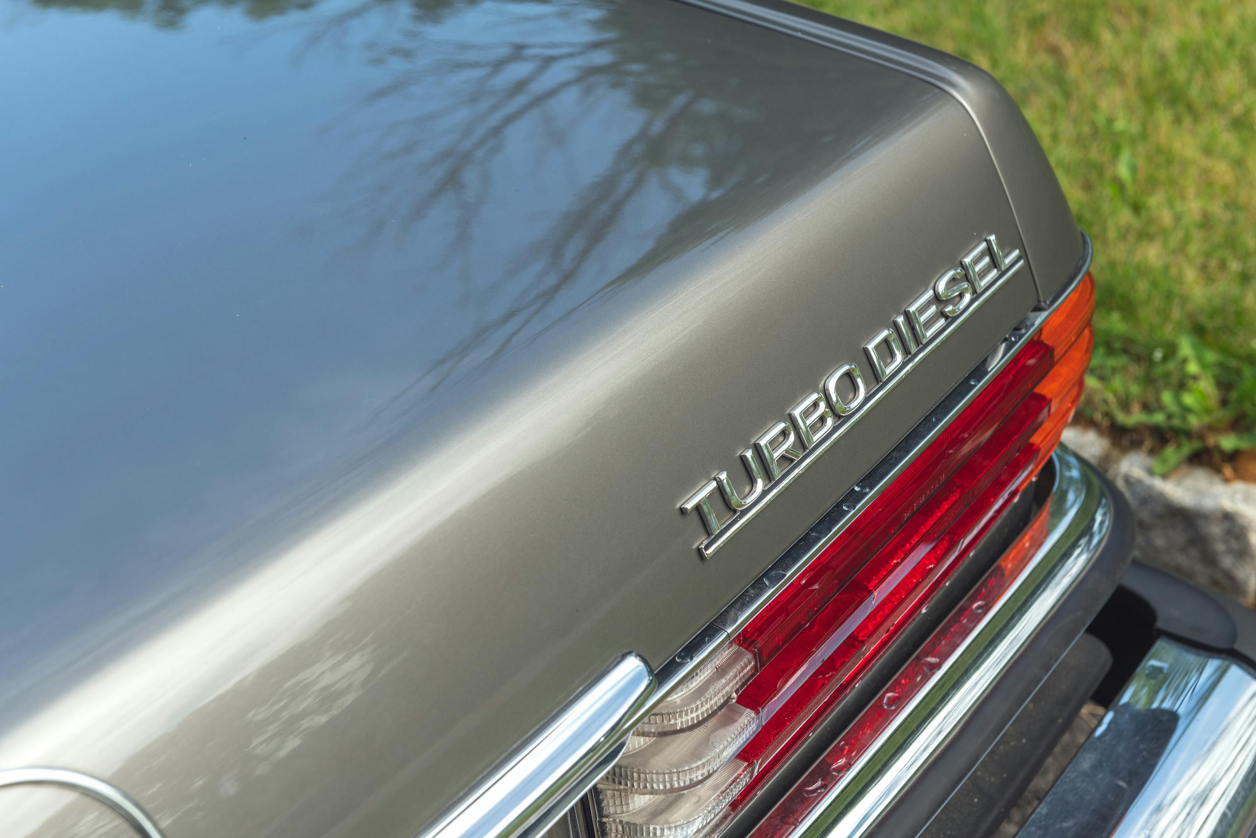 Jaime Kopchinski Mercedes Benz Expert Shop turbo diesel lettering detail