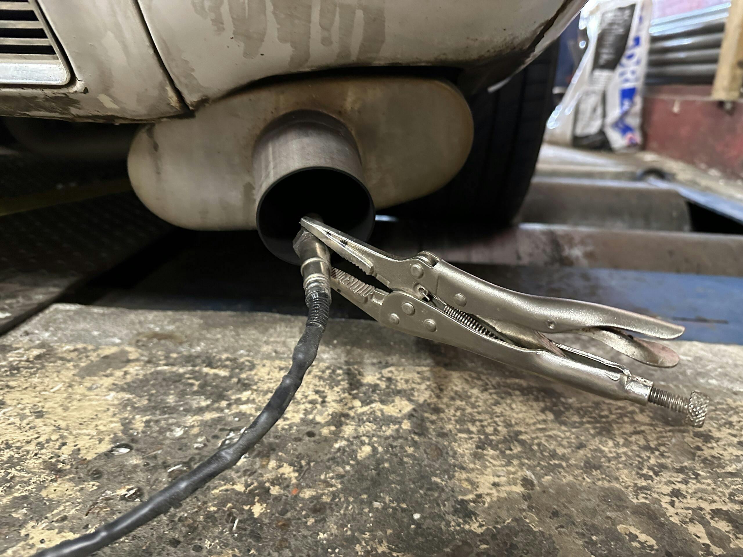02 sensor clamped to Corvair exhaust