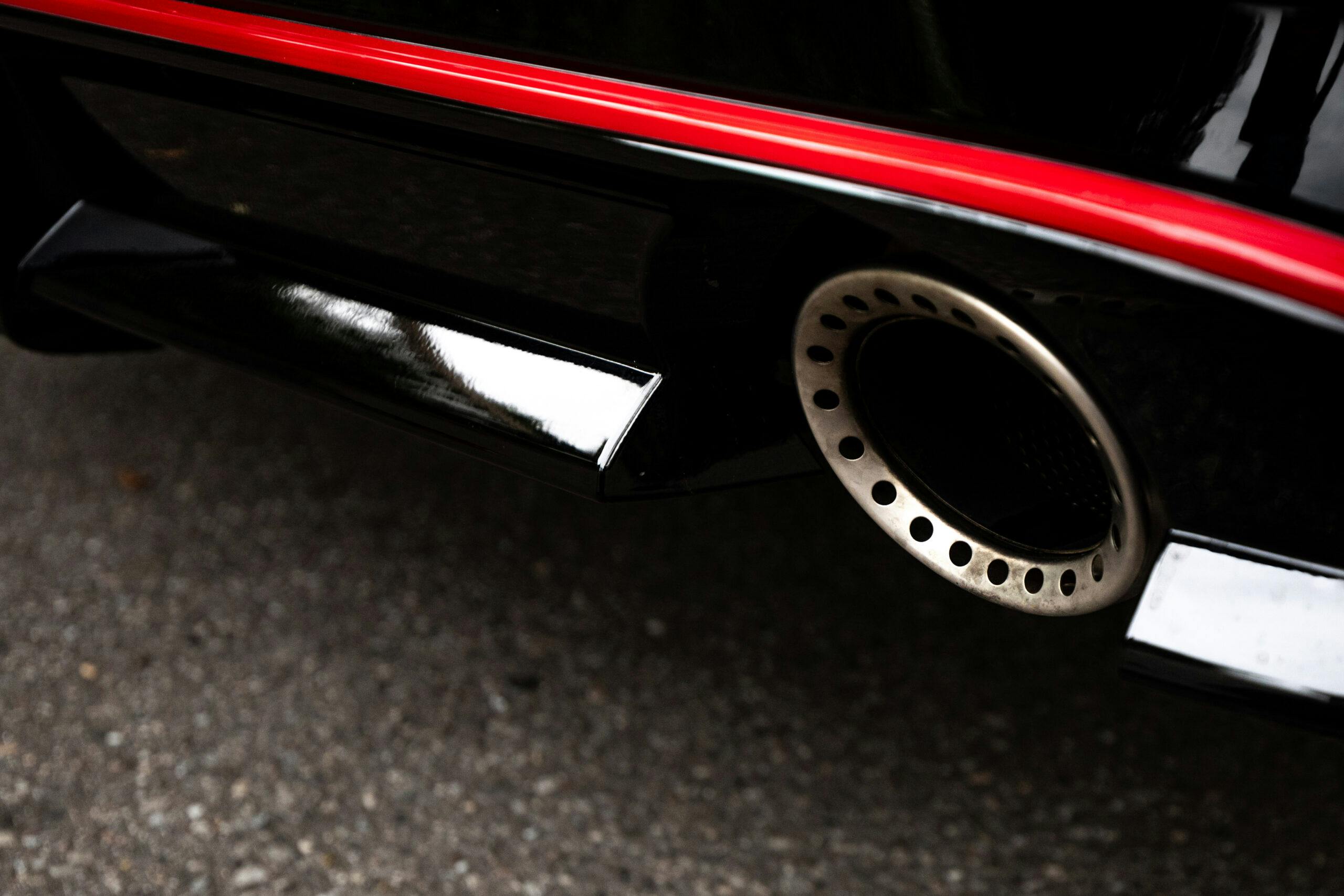 Nissan Z Nismo detail exhaust tip detail