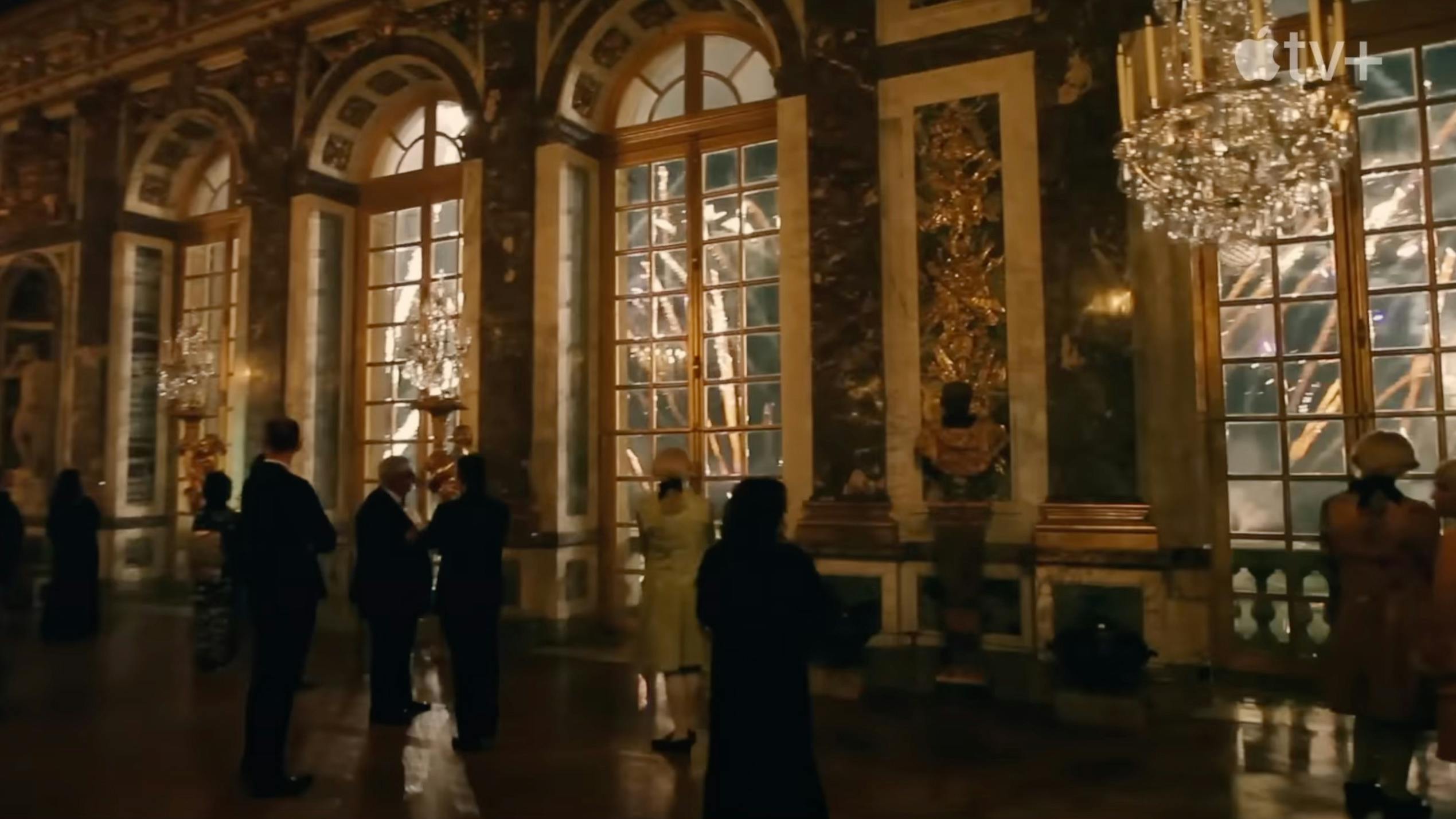 Versailles-Party-Ghosn-Apple-TV