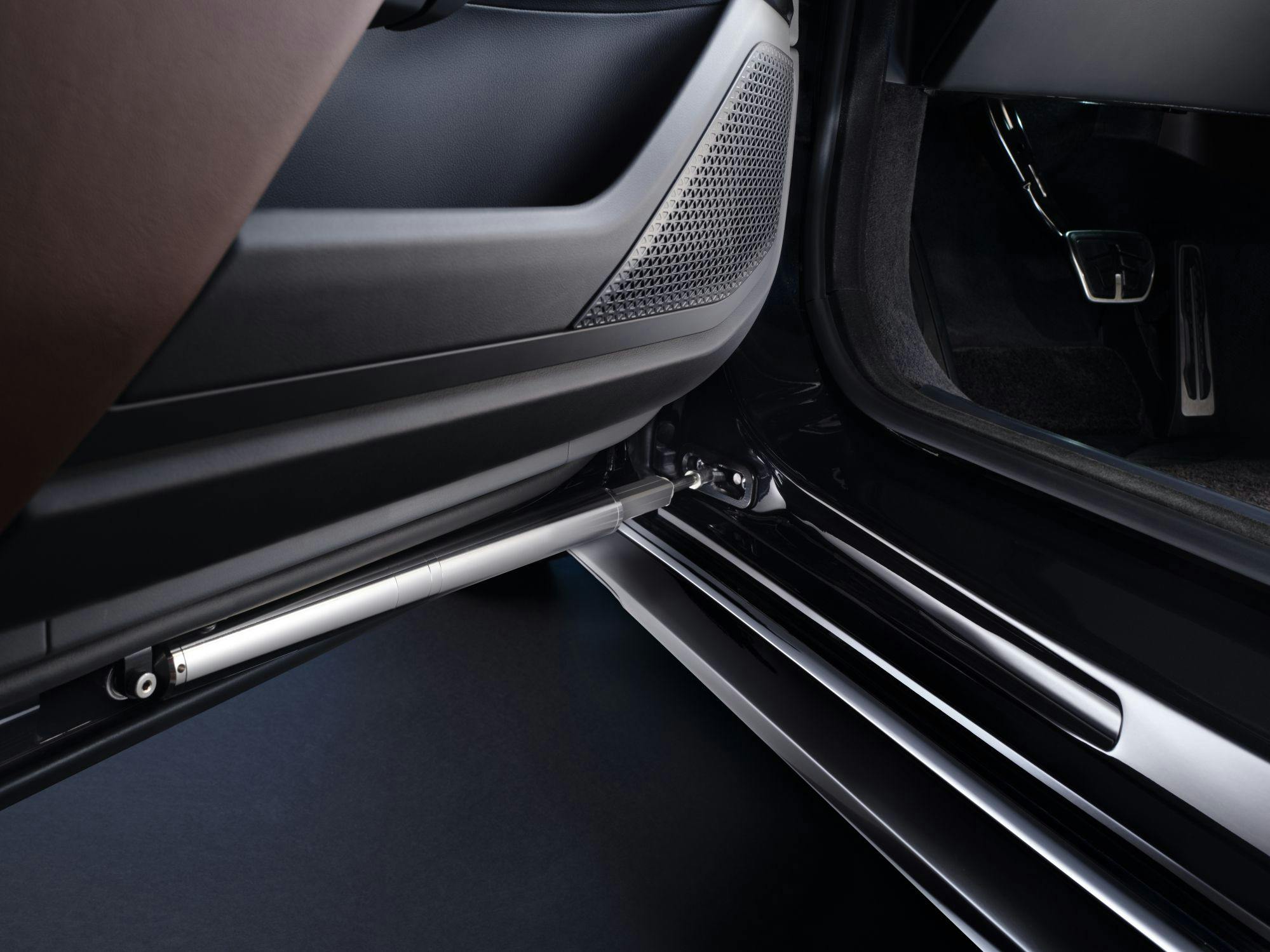 BMW i7 Protection interior door panels