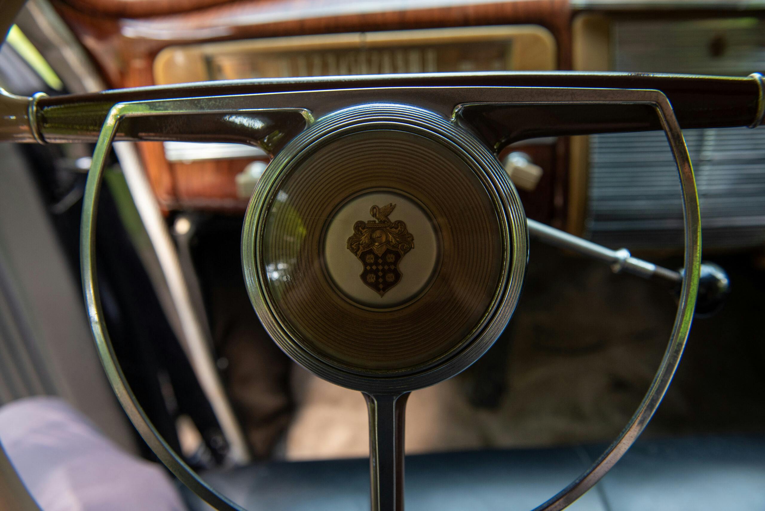 1941 Packard Super Eight One-Eighty Limo steering wheel detail
