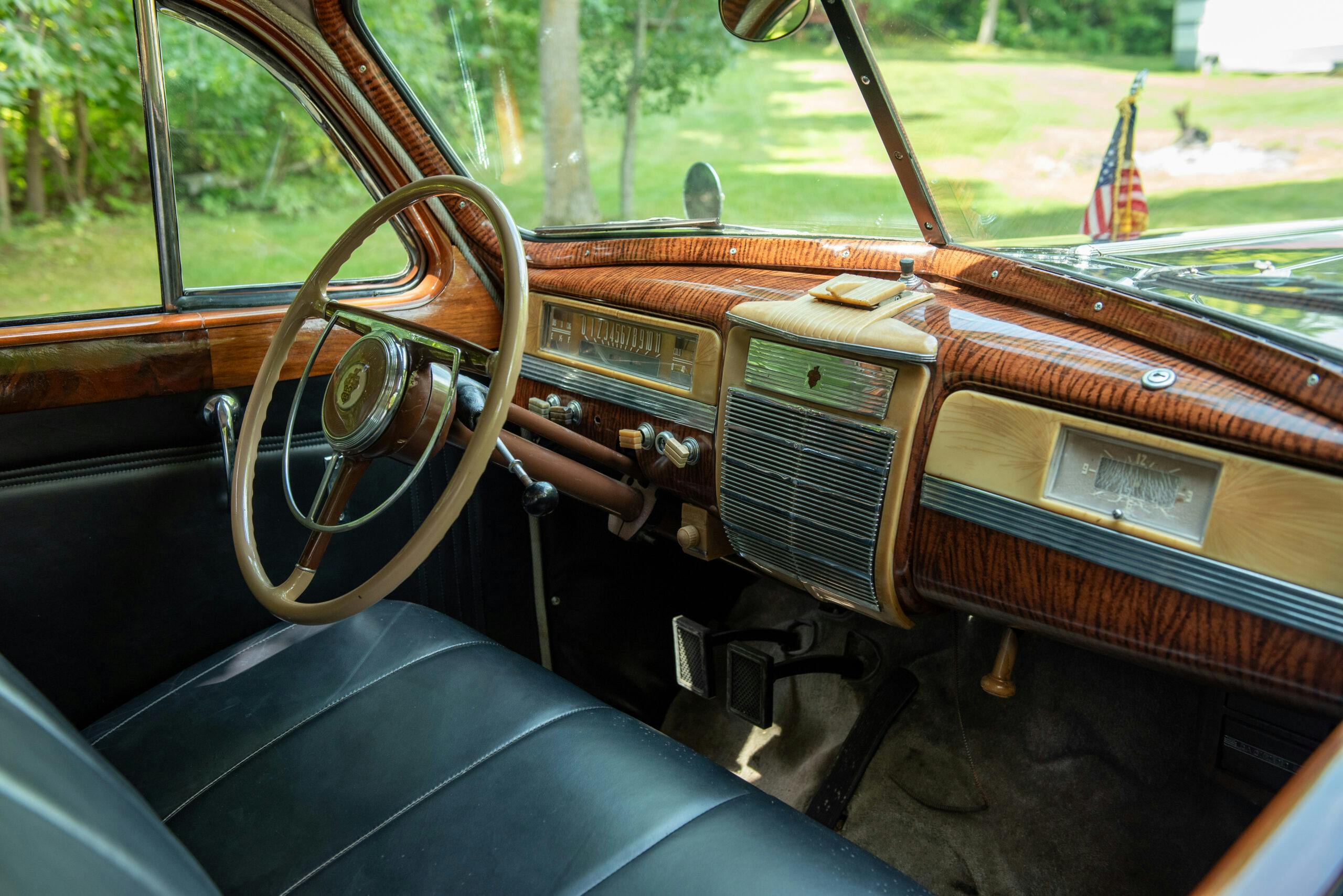 1941 Packard Super Eight One-Eighty Limo interior front dash