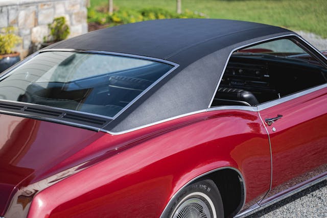 1967 Buick Riviera top