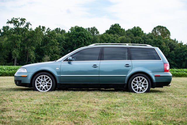 2003 Volkswagen Passat W8 wagon side