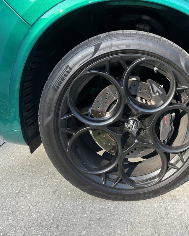 2023 Alfa Romeo Stelvio quadrifoglio wheel tire