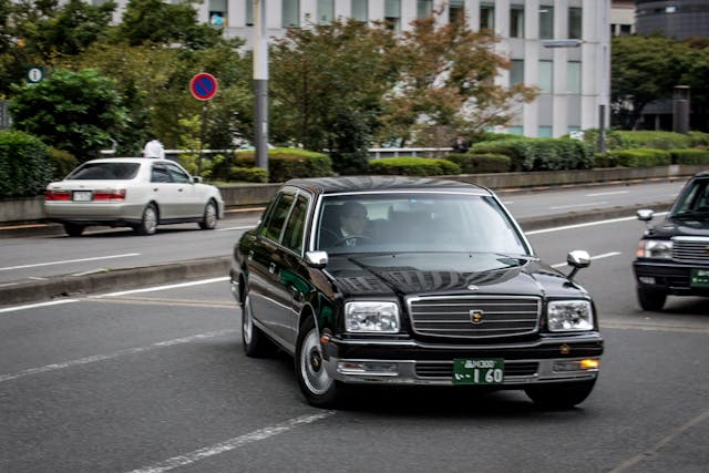 Toyota Century front