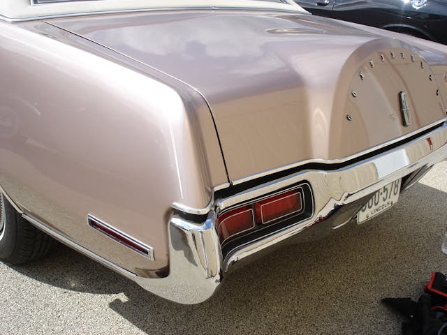 1972 Continental Mark IV rear corner