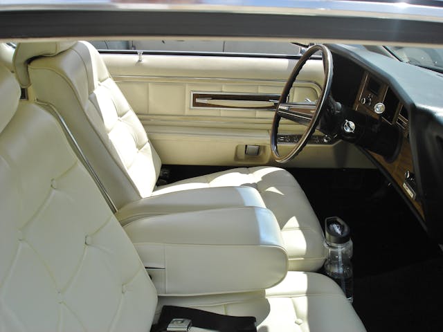 1972 Continental Mark IV interior front