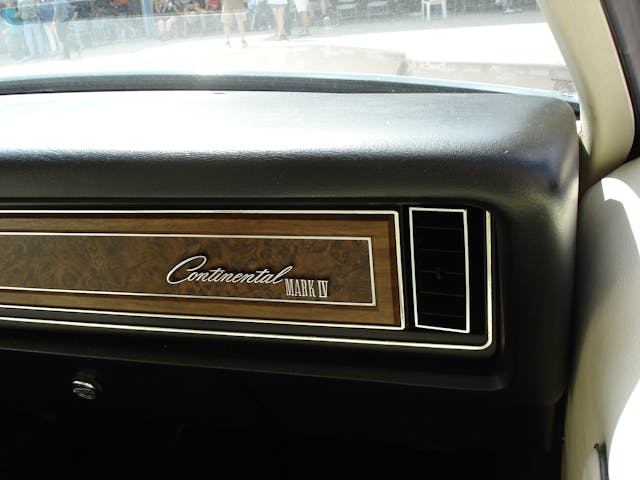 1972 Continental Mark IV dash badge