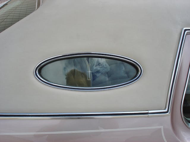 1972 Continental Mark IV port window