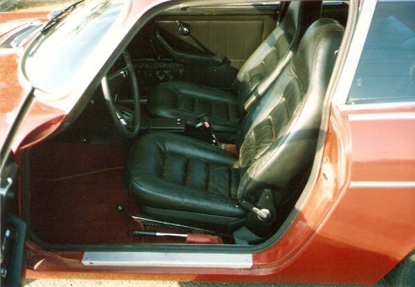1967 Volvo 1800S interior seats