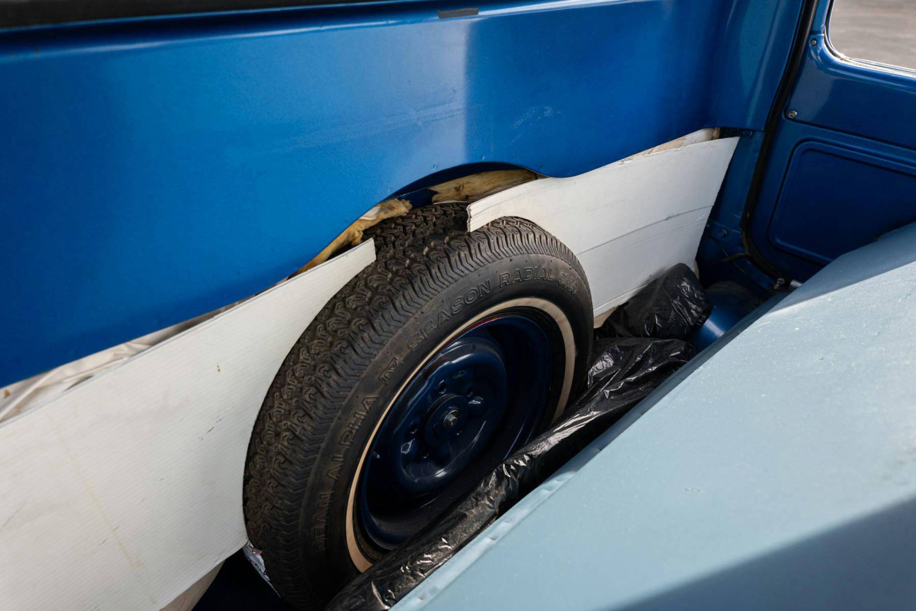 1961 Chevrolet Corvair 95 Rampside Pickup spare tire