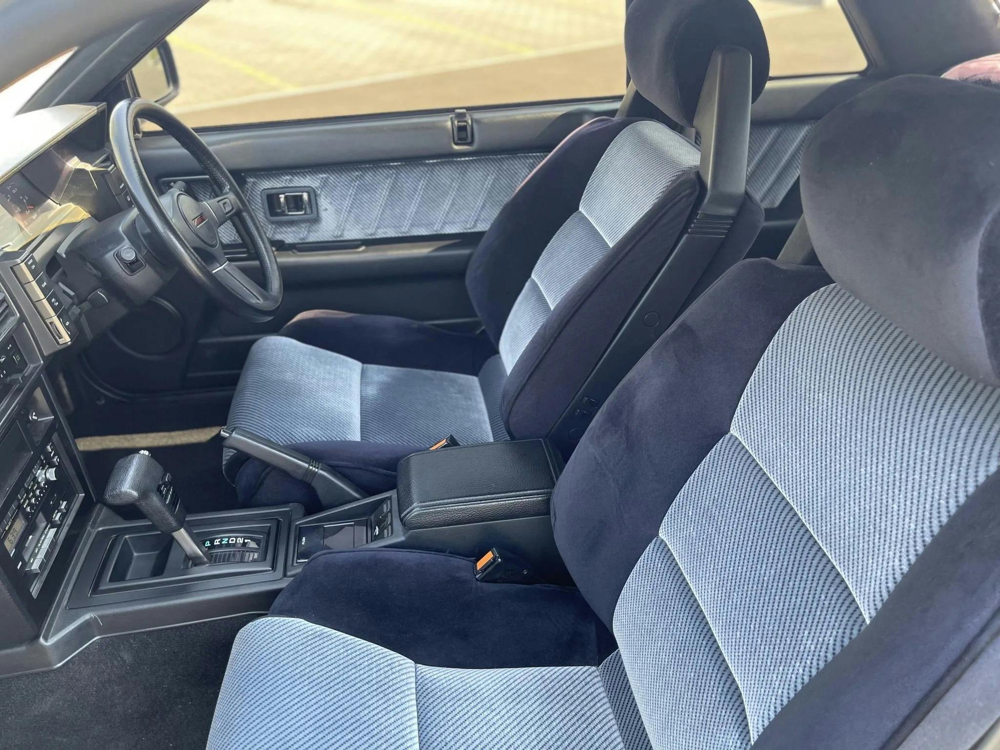 1986 Nissan Skyline GTS-X interior
