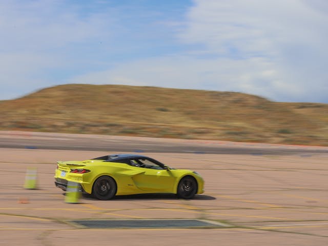 Corvette E-Ray pad action yellow