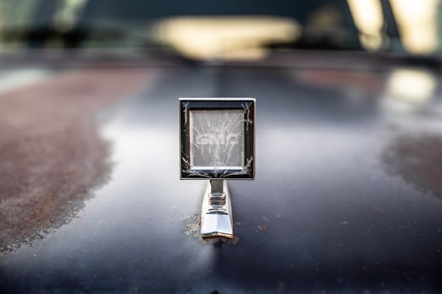 Detroit Rust Lead gmc suburban hoot emblem leadd
