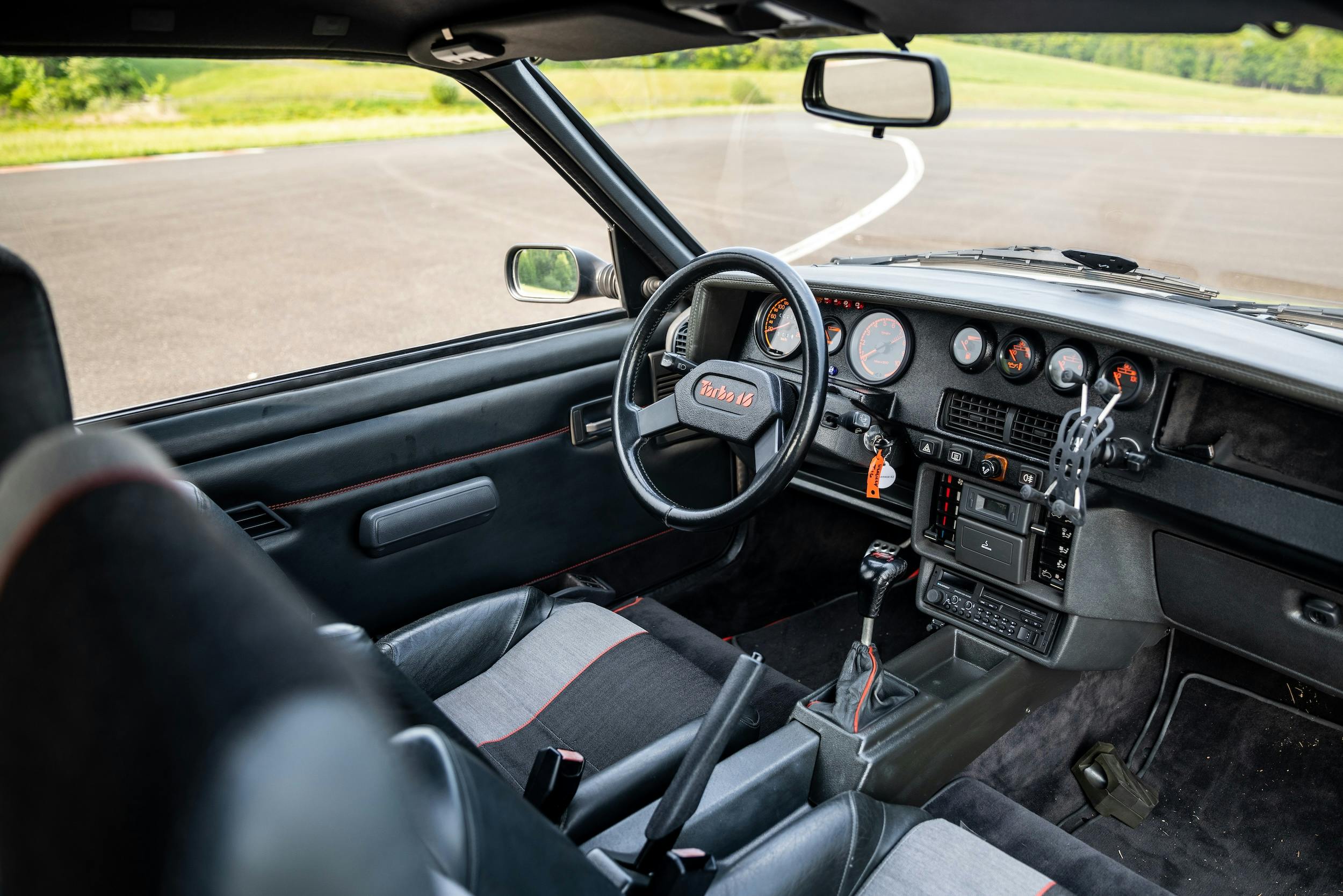 1984 Peugeot 205 T16 interior