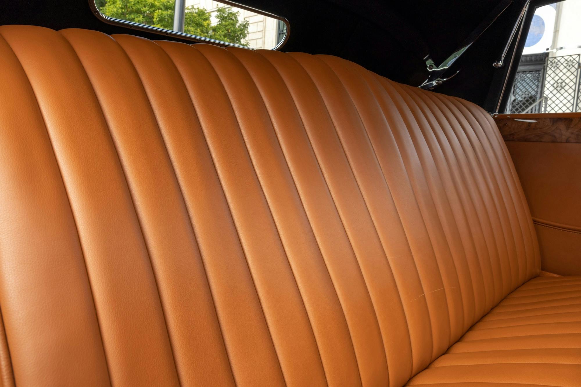 Delahaye Type 135 M interior leather seat