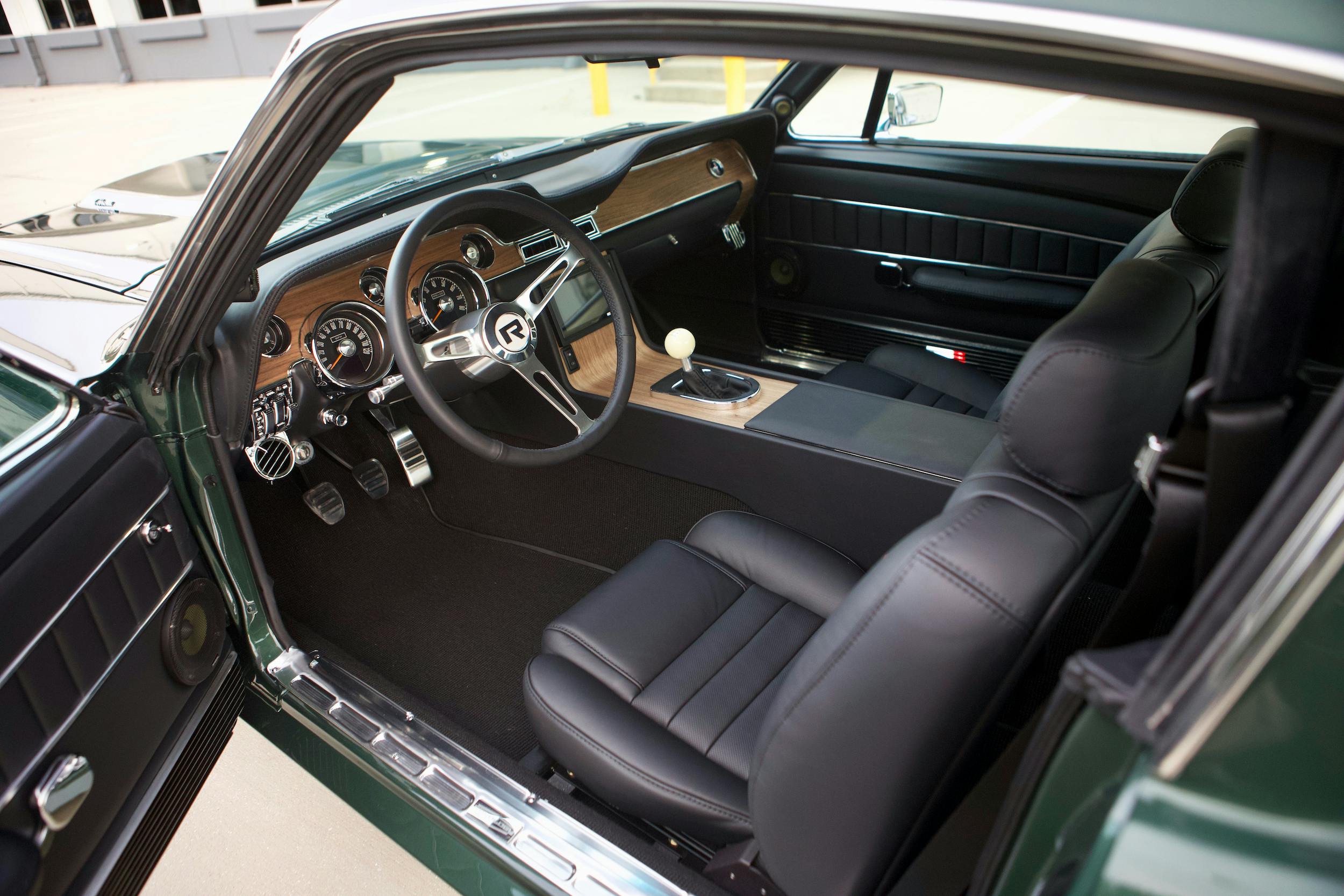 Revology 1968 Mustang GT Cobra Jet interior
